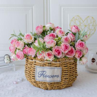 중국 작은 장미 는 결혼식 꽃받침 과 호텔 의 집 의 가구 를 장식 하는 데 사용 된다 판매용