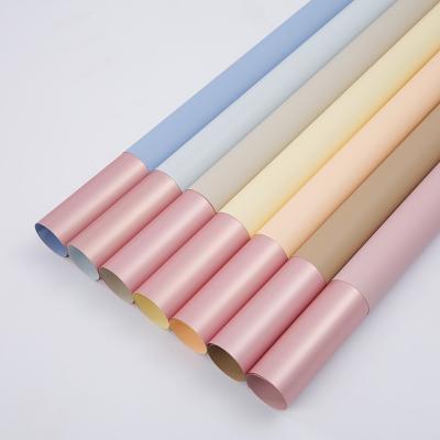 China Florista dobro personalizado Wrapping Paper da cor papel impermeável do ramalhete de 60 mícrons à venda