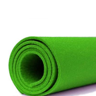 China 100% Polyester Felt Fabric Roll Waterproof Sustainable Green 1mm for sale