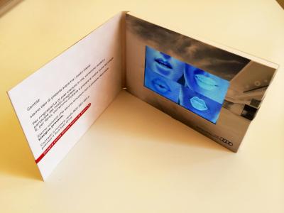 China folleto promocional del lcd del vídeo de la marca de la pantalla 4.3inch/tarjeta de publicidad promocional de Audi del folleto del lcd del vídeo en venta