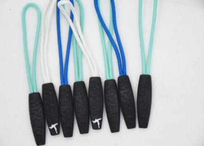 China Nieuwigheidssgs 3D In reliëf gemaakte Plastic Ritssluitingstrekker met Polyesterkoord Te koop
