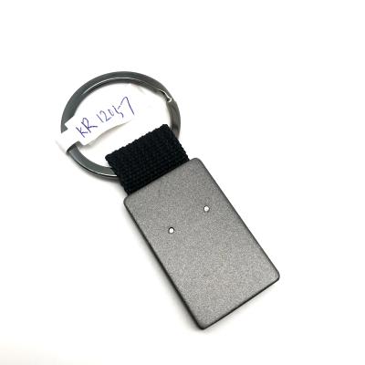 China Zinc Alloy Metal Keychain Holder with Black Gun Finish for OEM/ODM Performance for sale