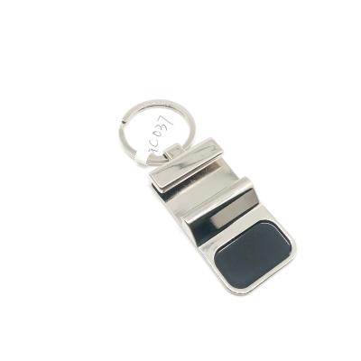 China Stylish And Durable Metal Bottle Opener Keychain For Beverage for sale