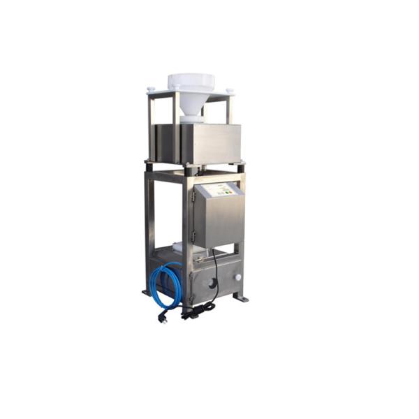 Gravity Free Fall Metal Separator Machines For Food / Plastic Industry