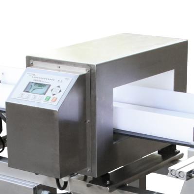 China Línea industrial del acondicionamiento de los alimentos del queso de la máquina de alta precisión del detector de metales en venta