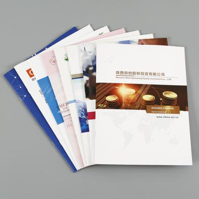 China Aangepaste kleurboek afdrukken CMYK Soft Cover boek afdrukken Te koop