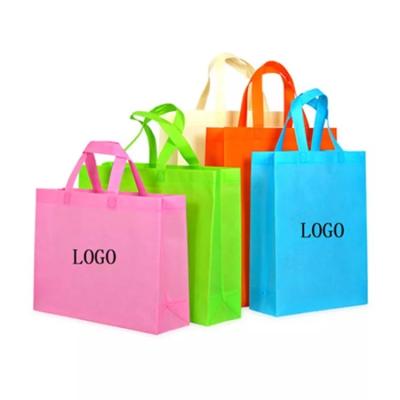 China Recyclable Non Woven Bags Reach Rohs Portable Shopping Bags for sale