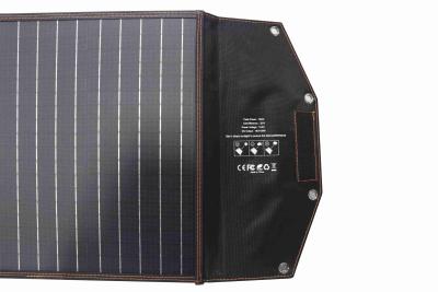 中国 証明される軽量の折り畳み式の携帯用太陽電池パネル100wのセリウム 販売のため