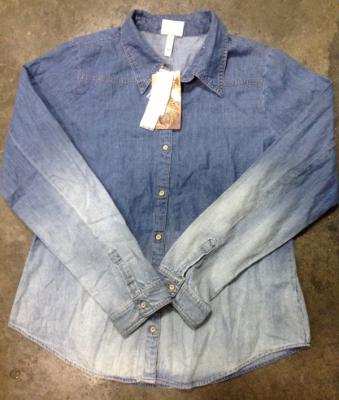 China wholesale 40,000 pcs Retro vintage faded denim shirt stock ,2014 denim shirt tendency for sale