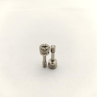 China Tornillos cautivos moleteados de acero inoxidable 316 con accionamiento combinado para equipos médicos en venta