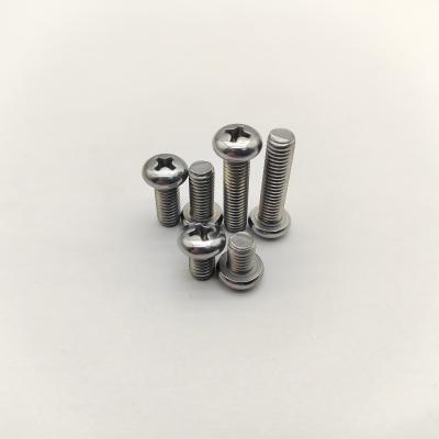 Cina Viti a macchina con testa cilindrica bombata Phillips in acciaio inossidabile 304 A2-70 DIN 7985 in vendita