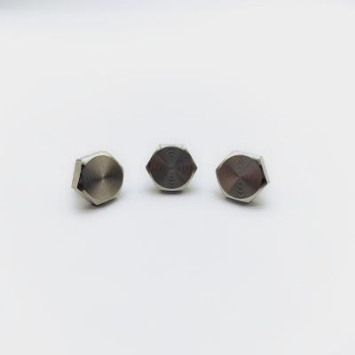 China Tornillo hexagonal de cubo de rueda M8 x 7 mm, cabeza de 13 mm, acero inoxidable 304 en venta