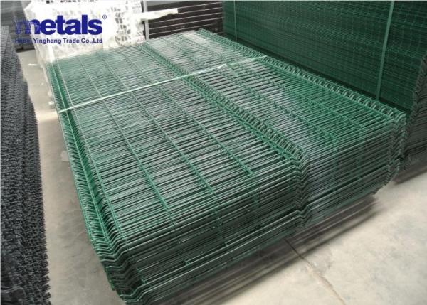 Quality Galvanized Steel Metal Garden Fence PVC Coated Green 3d V Triangle Bending for sale