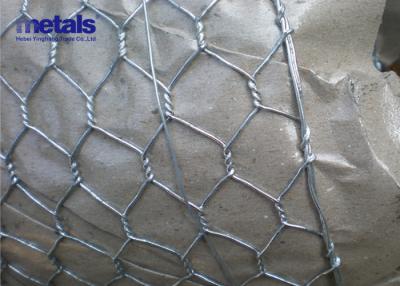 China Hexagonal wire Mesh For Chicken Wire Fencing, Electro Galvanized Or PVC Coated for sale