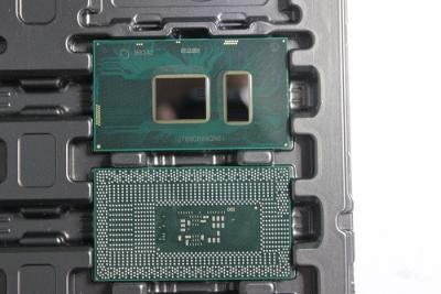 中国 I3-7130U QNB1 CPUプロセッサ破片、2.7GHzまでのI3シリーズIntelのPC CPU 3MBの隠し場所の芯を取って下さい 販売のため