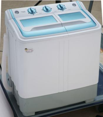 China Upright Top Load Large Capacity Washing Machine With Colorful Plastic Pump Option for sale