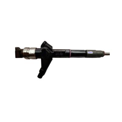 China Auto Common Rail Diesel Fuel Injectors For Niasan Navara D22 YD25 2.5Ltr NP300 OEM 16600-VM00D 095000-6240 095000-6243 for sale