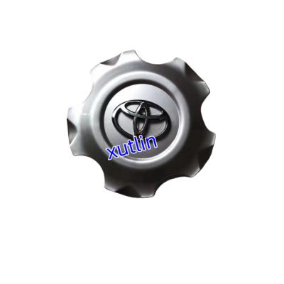 China Land Cruiser Spare Parts Wheel Hub Ornament Sub-Assembly For TOYOTA  OEM 4260B-60260 for sale