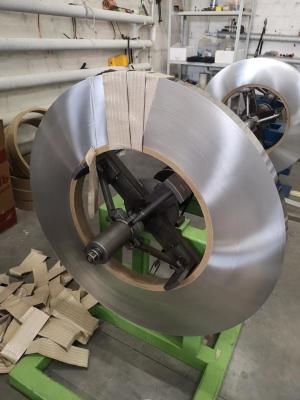 Chine La bobine de feuille d'acier inoxydable de bande d'acier inoxydable de précision déjouent 0.18mm 64mm à vendre