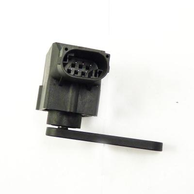 China Front Left / Right Suspension Height Sensor 0105427717 For Mercedes - Benz for sale