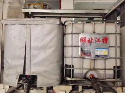 Chine Époxyde électrique liquide d'imprégnation d'isolateur, résine de bâti d'époxyde de basse viscosité à vendre