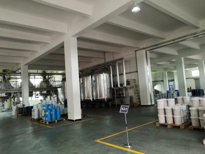 China Amarillo claro resistente ULTRAVIOLETA echada fácil de la resina del aislador para el transformador de alta temperatura en venta