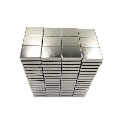 Китай Четырехугольные плоские магниты из редкоземельных материалов блок 30SH-45SH ISO14001 сертифицирован продается