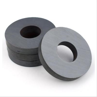 China Industriële Y30 Ferrite Ring Magnet Permanente Ferrite op maat Te koop