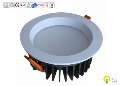 China No  flicker  CRI>83 replaceable tiltable 6 inches 20W  more than 120LPW led downlight for hotels apartments 5 years for sale
