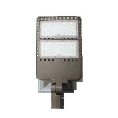 China Dlc Etl Ce Rohs Led Shoebox Pole Light From 150w To 200w Bluetooth Mesh Smart Control for sale