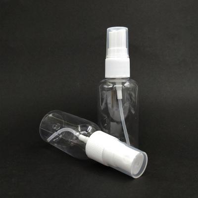 China Klassische runde PET-Plastik-Sprühflaschen Glatte Oberfläche Verschiedene Kapazitäten für den täglichen Gebrauch zu verkaufen