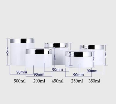 中国 Transparent Plastic Cosmetic Jars with Smooth Surface Pressure Sensitive Gasket Various Sizes 販売のため