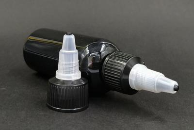 Cina Vendita diretta Bottiglia a doppia dose Dispensatore di lavaggio a mano Bottiglia punta di ago di plastica Applicatore Squeeze Bottiglia cosmetica in magazzino in vendita