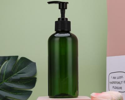 China Warm verkrijgbaar helder lege PET 500ml douche gel Plastic fles Haarverzorging Wit Plat vierkant Shampoo Lotion Pump Plastic fles Te koop