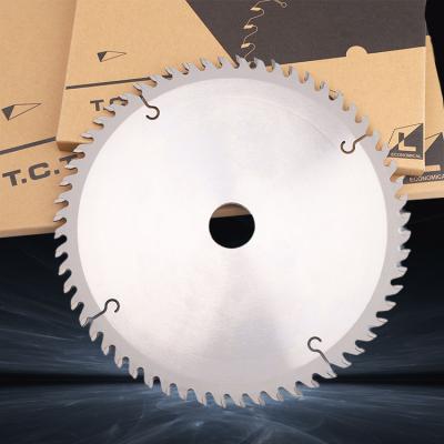 China Carbide Tipped Acrylic Saw Blades Anti Abrasion Wear Resistant for sale