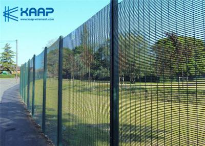 China Flat Stainless Steel Wire Mesh Panels  Strong Rigid RHS SHS Post Fitted Small Aperture for sale