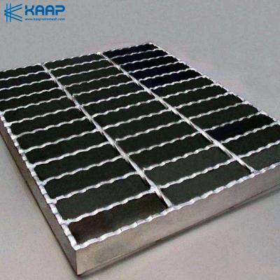 China Serrated Welded Wire Mesh Construction Galvanized Steel Bar Grating for sale