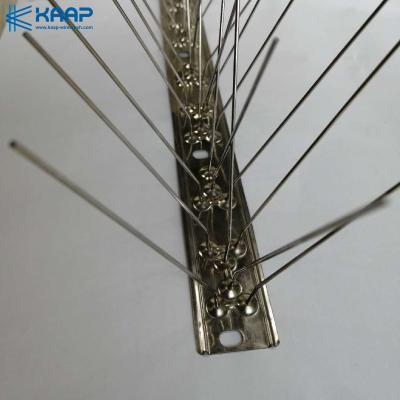 China Plastic Stainless Steel Anti Bird Spikes For Residential Roof for sale