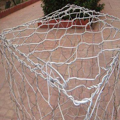 China Woven 2.7mm Hexagonal Wire Mesh Gabion Baskets for sale