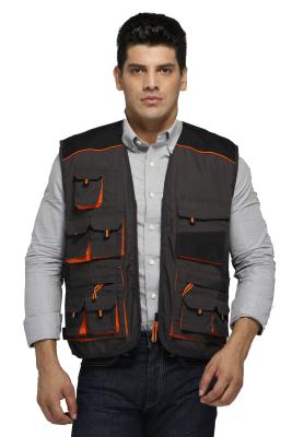 China Classic Warm Work Vest Canvas Fishing Vest With Oxford Reinforcement for sale