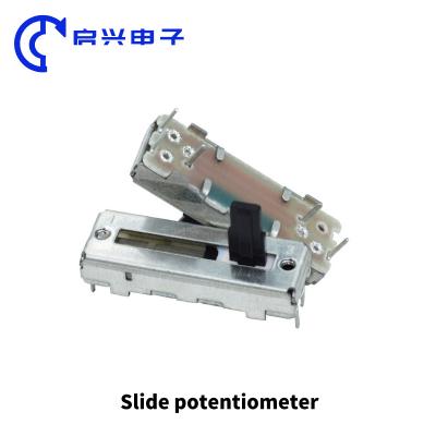 China Potenciómetro Fader de mezclador Taidacent de 75 mm longitud del eje B10K 15 mm potencialómetro de doble canal deslizante recto en venta