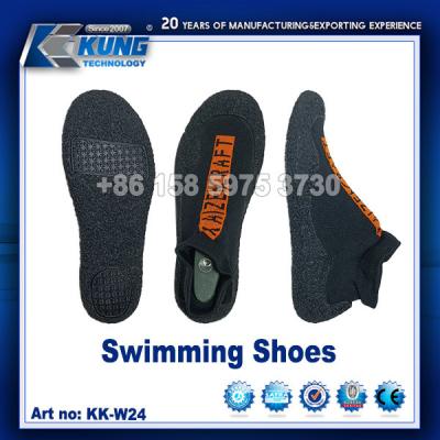 China Lightweight Practical Swimming Pool Shoes , Anti Abrasion Fashion Water Shoes for sale