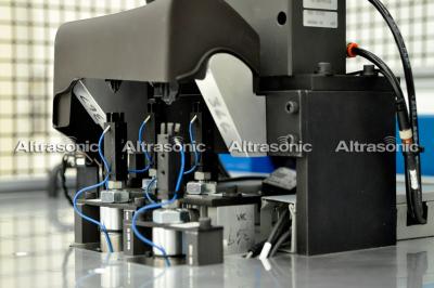 China High Tech 30 Khz Robot Arm Ultrasonic Riveting Welding Machine , FET Power Output for sale