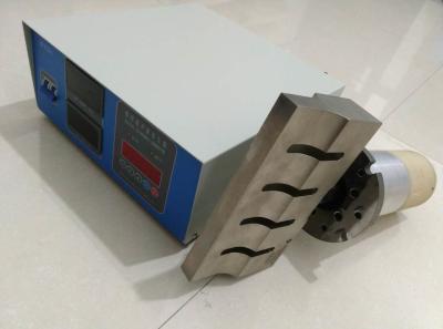 China máquina de corte 20khz ultrassônica/sistema ultrassônico do corte para BOPP ou papel de embalagem à venda