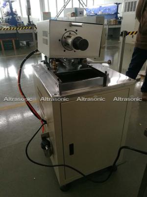 China sistema ultrasónico de la soldadura continua 50HZ para la cadena de producción compuesta plástica de aluminio de soldadura del tubo en venta