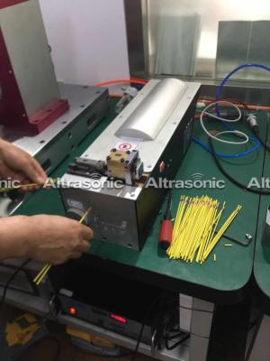 China Low Noise 20 Khz Ultrasonic Wire Splicing Machine For Auto Industry Application for sale