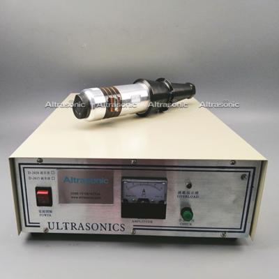 China Welding Ultrasonic Generator With Ultrasonic Transducer 15kHz 2600W And Steel Sonotrode for sale