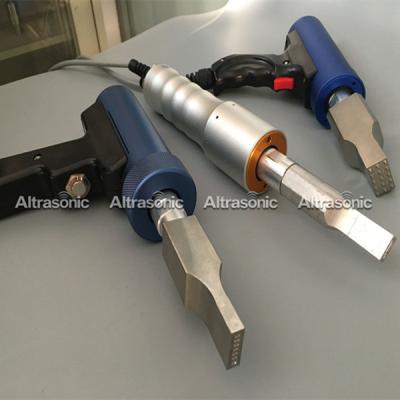 China Auto Plastic High Tech Ultrasonic Spot Welding Machine Gun Type / Cylinder Type for sale