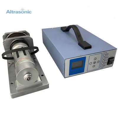 China Seamless Ultrasonic Sewing Machine With 12mm Rotary Wheel For Non Woven Welding for sale