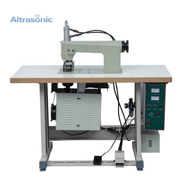 China Máquina de coser del cordón ultrasónico automático para la fabricación de la flor de la tela en venta